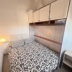 La Petite Maison A La Nyaraló *